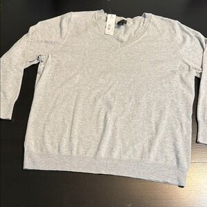 Worthington‎ Men's Soft Gray V-Neck Sweater NWT
